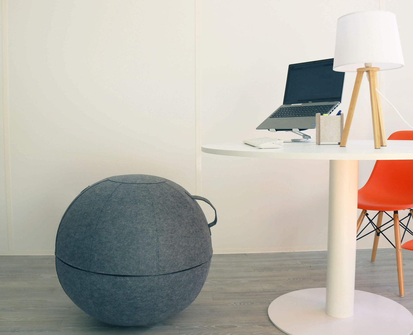 Unilux Sitzball Ergo Sphere - Bürowelten.eu